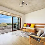 Bed and Breakfast Vineyard - Over 14 Years Old Only